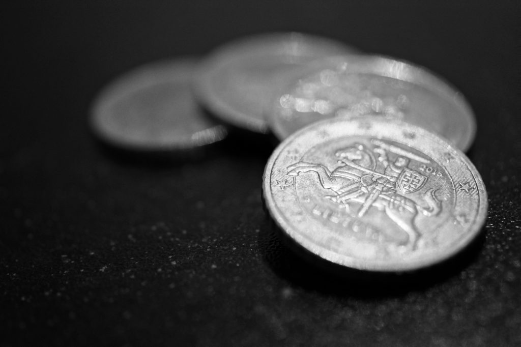How to Protect Your Investments in the Stock Market